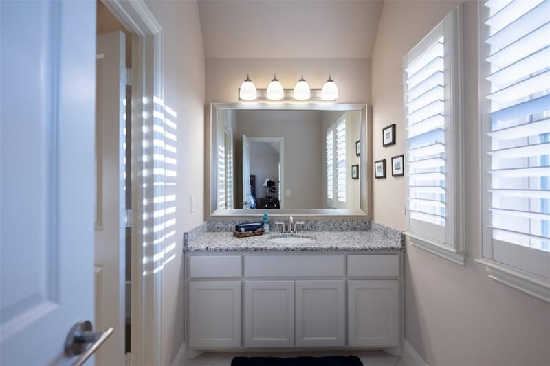 9411 Tay Lane, Justin TX 76247 - Photo 35