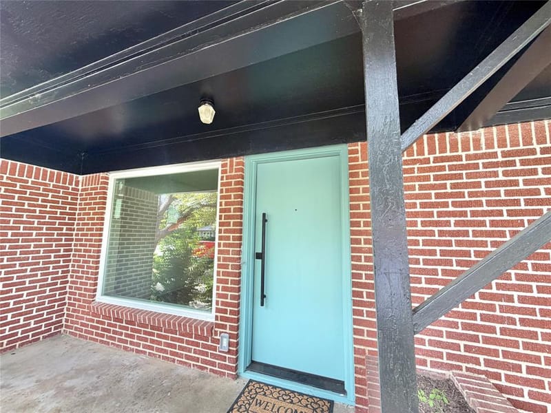 1812 Carlton Street, Denton TX 76201 - Photo 4