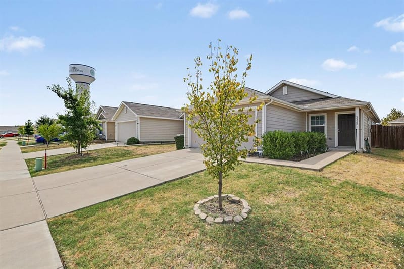 5320 Vinebrook Way, Princeton TX 75407 - Photo 2