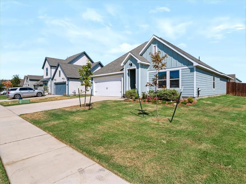 740 Amelia Court, Pilot Point TX 76258 - Photo 33