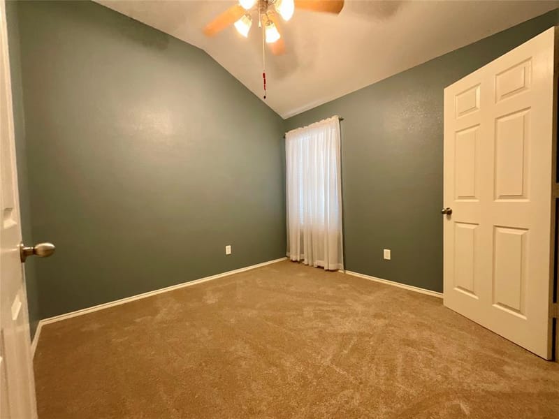 14044 Fontana Road, Fort Worth TX 76262 - Photo 10