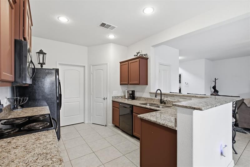 16 Kramer Court, Sanger TX 76266 - Photo 15