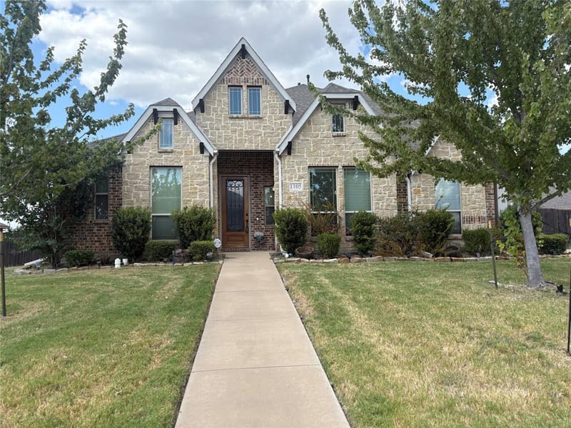 1105 Richard Pittmon Drive, DeSoto TX 75115