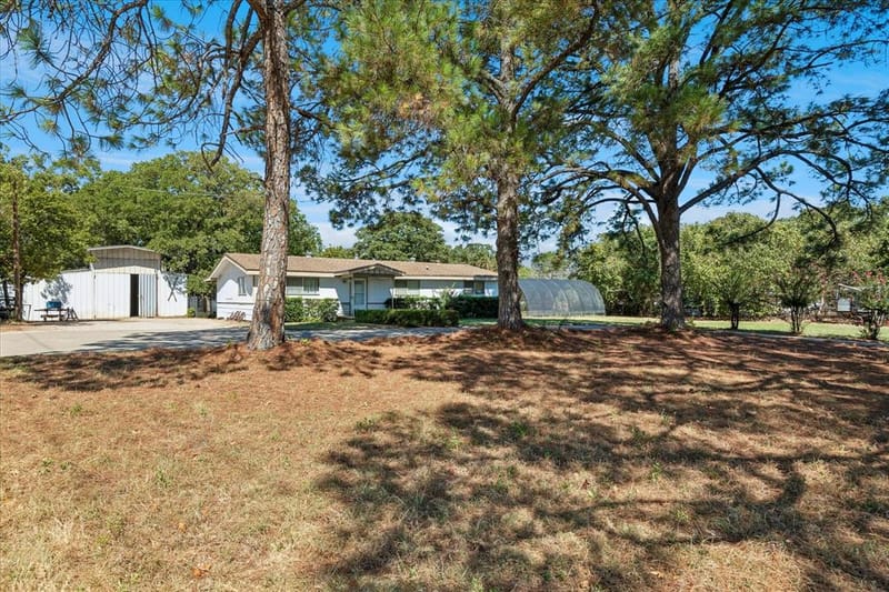 1760 Randol Mill Avenue, Southlake TX 76092