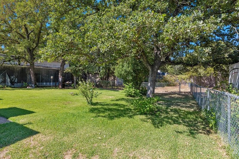 1760 Randol Mill Avenue, Southlake TX 76092 - Photo 9