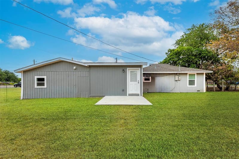201 Deputy Larry Miller Drive, Granbury TX 76048 - Photo 17