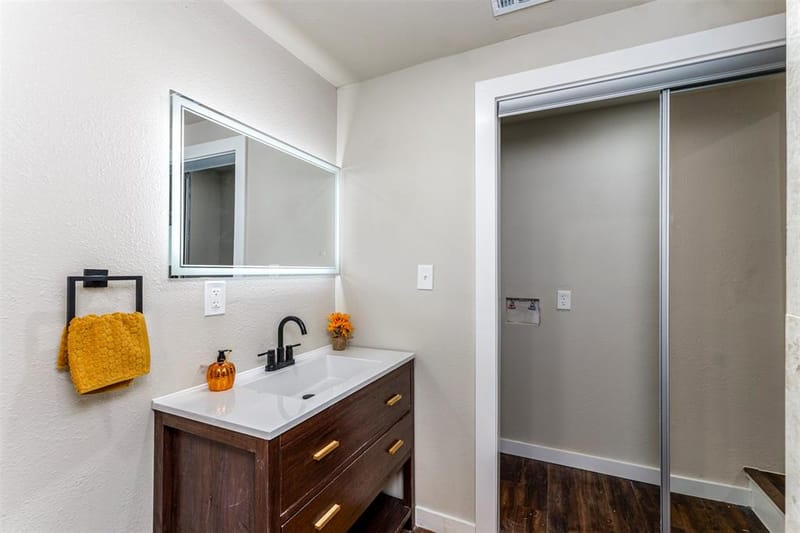 201 Deputy Larry Miller Drive, Granbury TX 76048 - Photo 11
