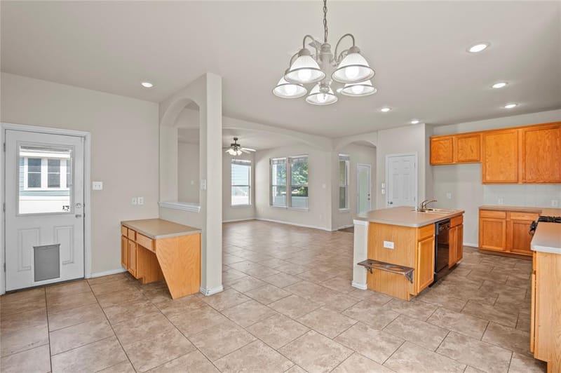 1905 Brown Thrasher Boulevard, Savannah TX 76227 - Photo 10