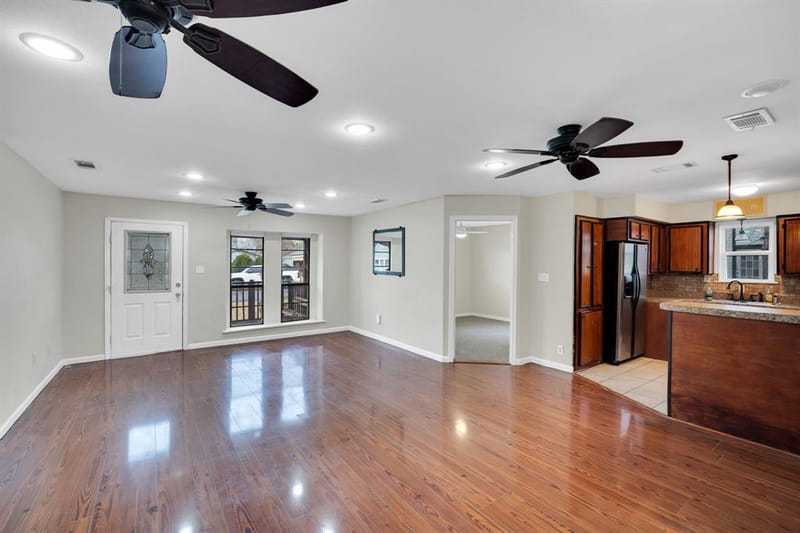 205 W Latimer Street, Ennis TX 75119 - Photo 8