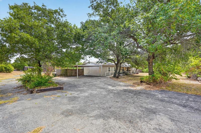 460 Valley View Drive, Azle TX 76020 - Photo 7