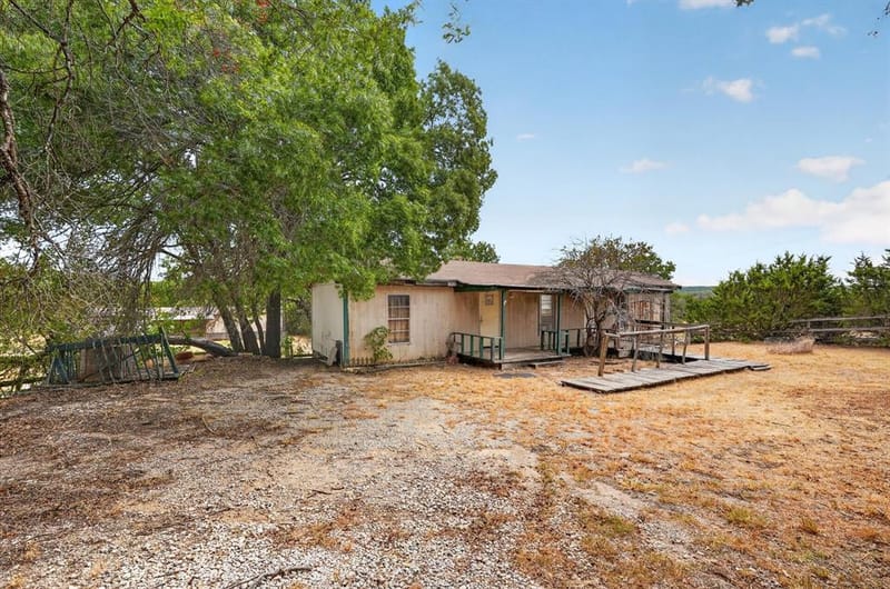460 Valley View Drive, Azle TX 76020 - Photo 5