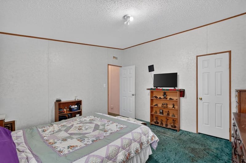 460 Valley View Drive, Azle TX 76020 - Photo 25