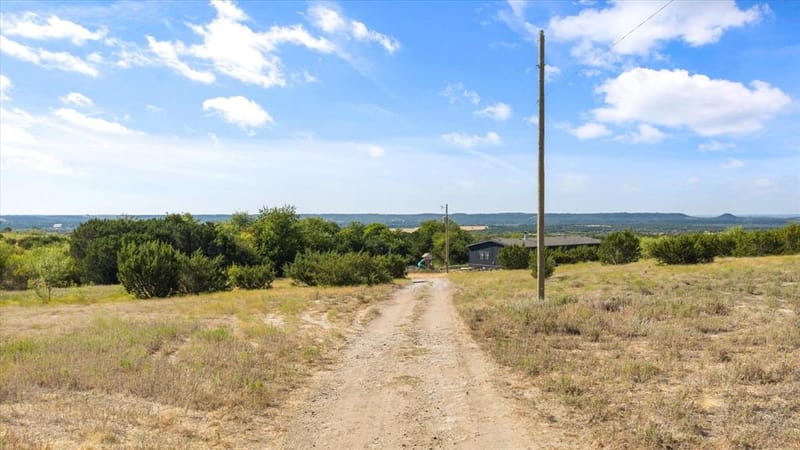 12505 County Road 1131, Godley TX 76044