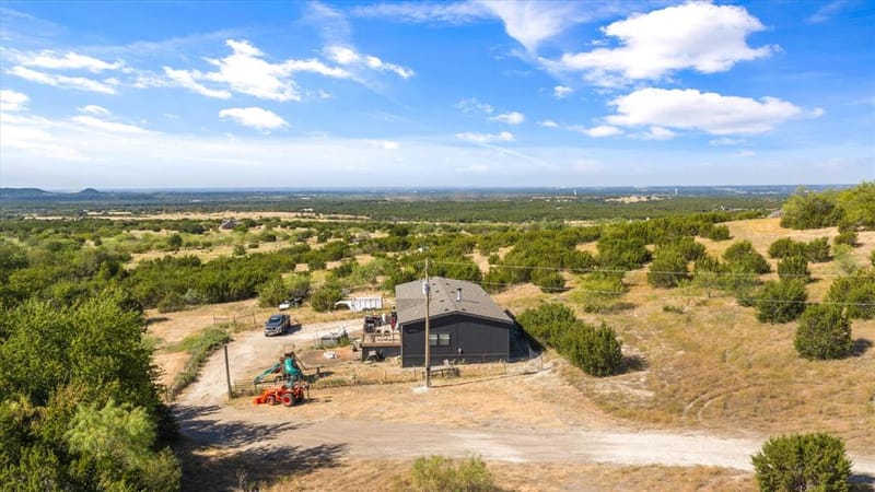 12505 County Road 1131, Godley TX 76044 - Photo 34