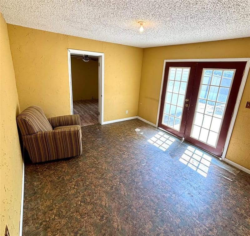 600 Travis Street, Nocona TX 76255 - Photo 12