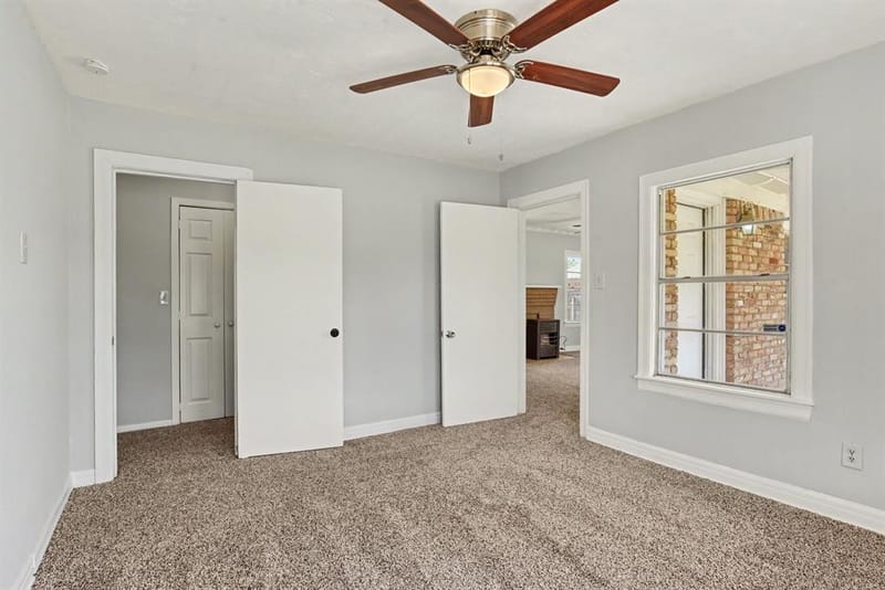 10609 Seagoville Road, Dallas TX 75217 - Photo 18