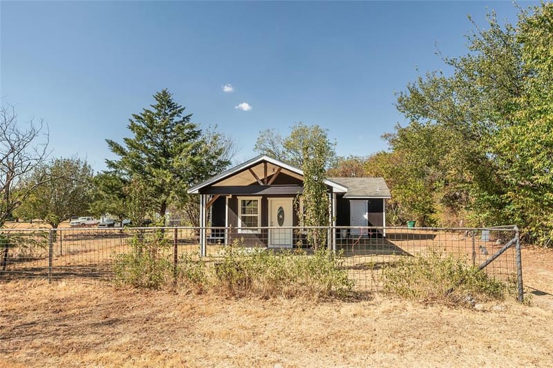 106 Northcott Street, Nocona TX 76255 - Photo 21