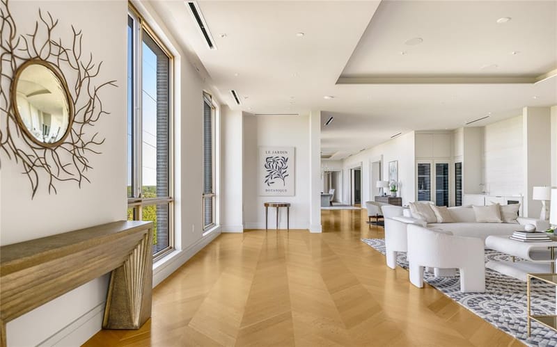 4205 Buena Vista Street # 501, Dallas TX 75205