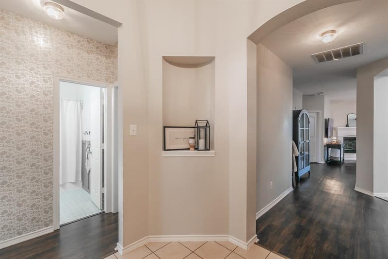 5009 Bedfordshire Drive, Fort Worth TX 76135 - Photo 5