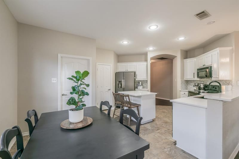 5009 Bedfordshire Drive, Fort Worth TX 76135 - Photo 10