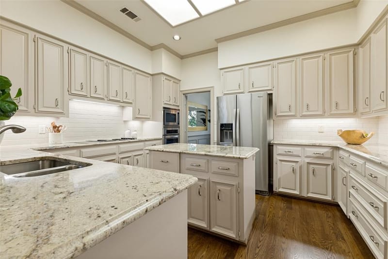 2 Grovenor Court, Dallas TX 75225 - Photo 16