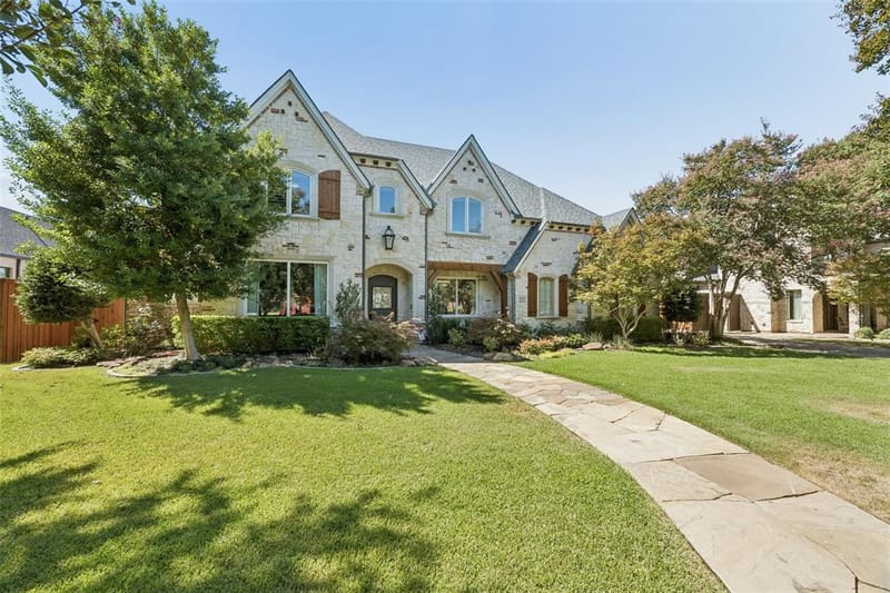 6130 Lavendale Avenue, Dallas TX 75230