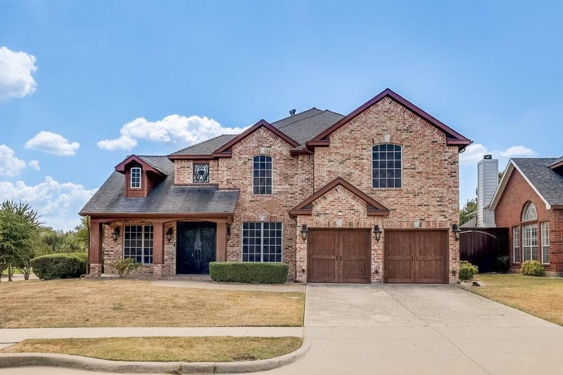 2603 Hopkins Drive, Grand Prairie TX 75052