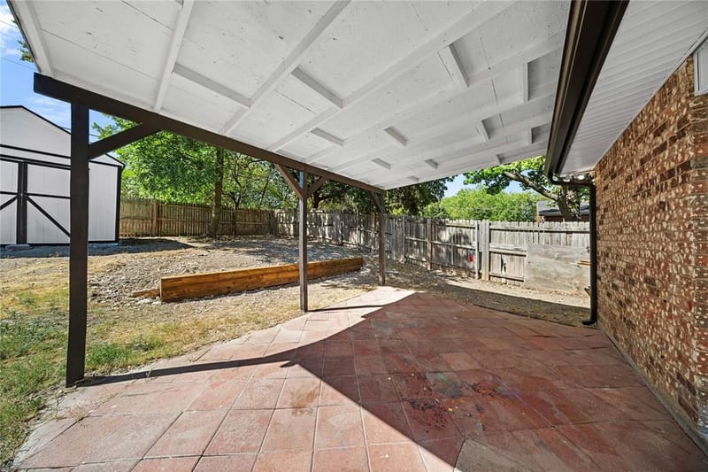 726 Holliday Lane, Duncanville TX 75116 - Photo 22