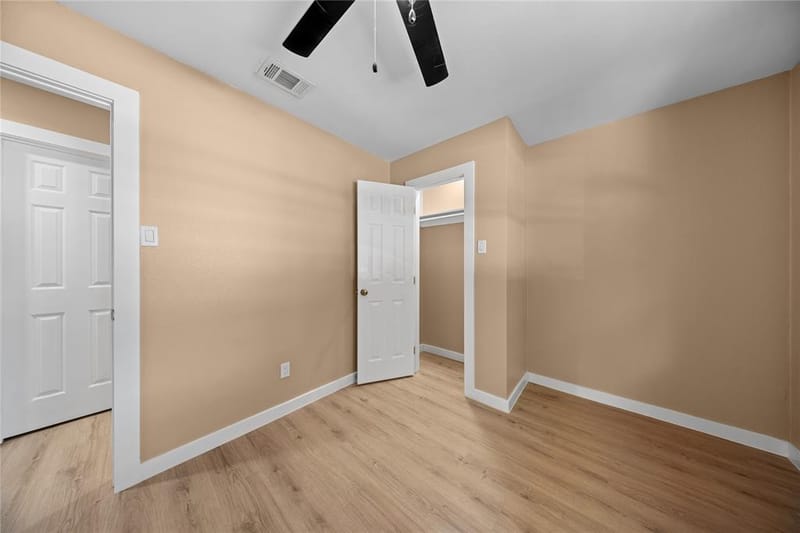 726 Holliday Lane, Duncanville TX 75116 - Photo 10