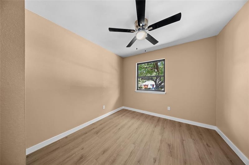 726 Holliday Lane, Duncanville TX 75116 - Photo 15