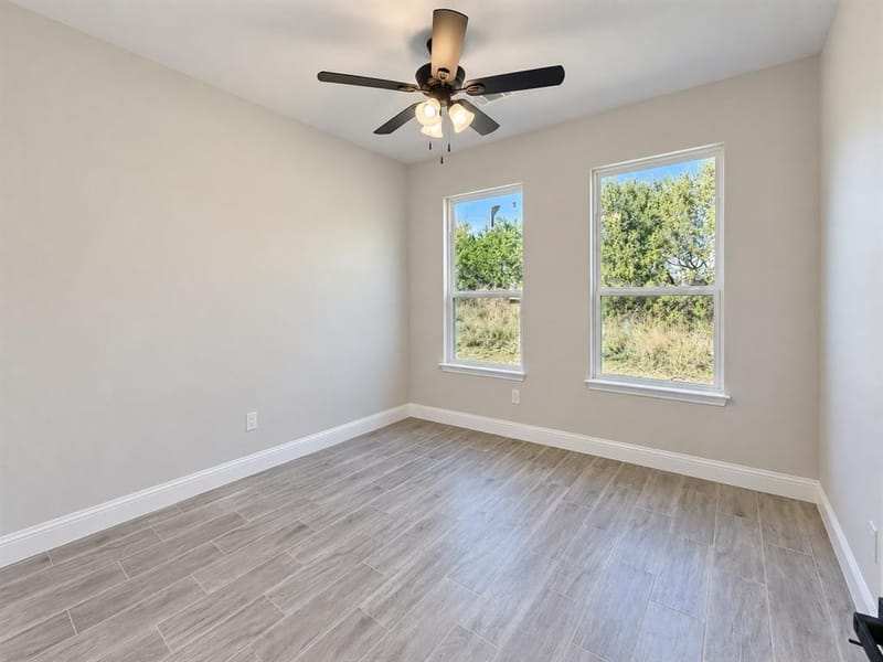 5206 Stoneridge Drive, Granbury TX 76048 - Photo 5