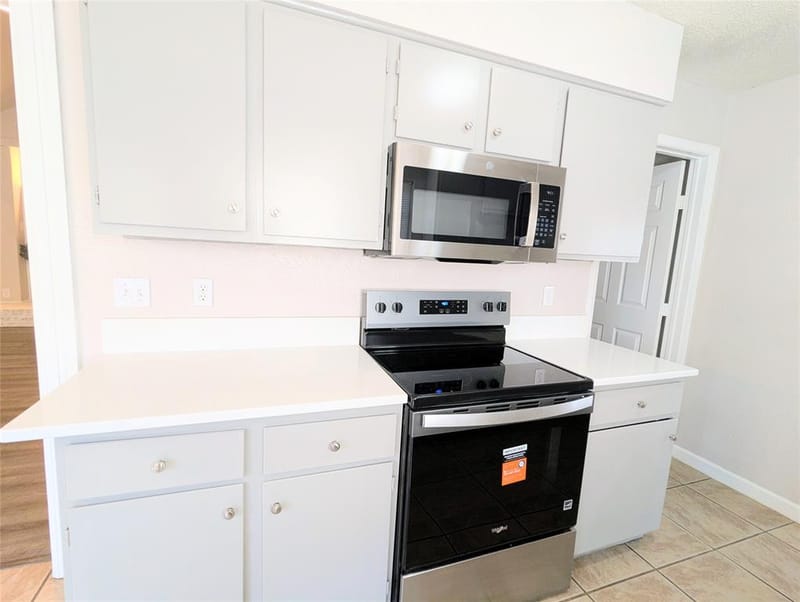 2727 Colonial Drive, Carrollton TX 75007 - Photo 13