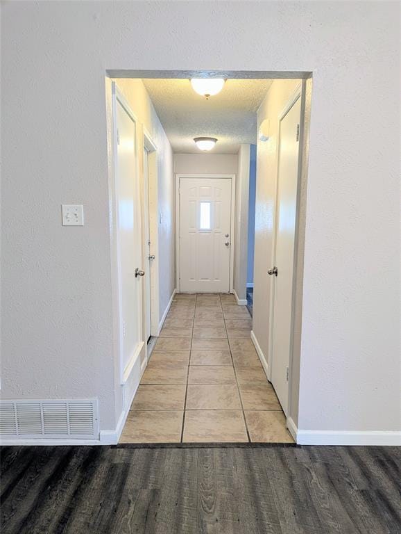 2727 Colonial Drive, Carrollton TX 75007 - Photo 4