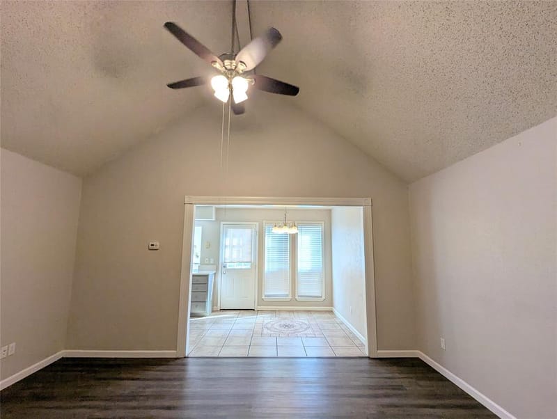 2727 Colonial Drive, Carrollton TX 75007 - Photo 8