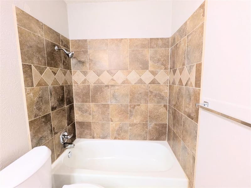 2727 Colonial Drive, Carrollton TX 75007 - Photo 25