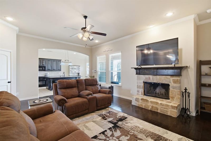 3112 White Horse Court, Granbury TX 76049 - Photo 9