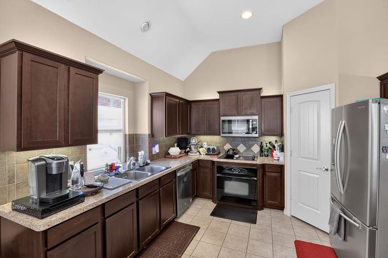 632 Atascosa Avenue, Fort Worth TX 76120 - Photo 11
