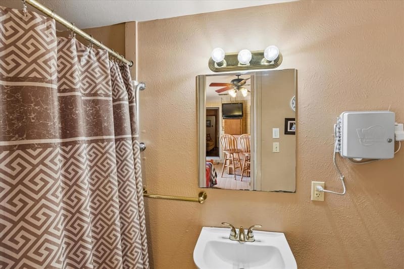 601 Line Drive, Gainesville TX 76240 - Photo 33