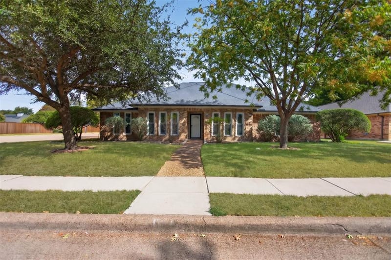 901 Willow Brook Drive, Allen TX 75002 - Photo 35