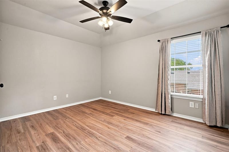 7609 Oak Knoll Drive, North Richland Hills TX 76182 - Photo 27