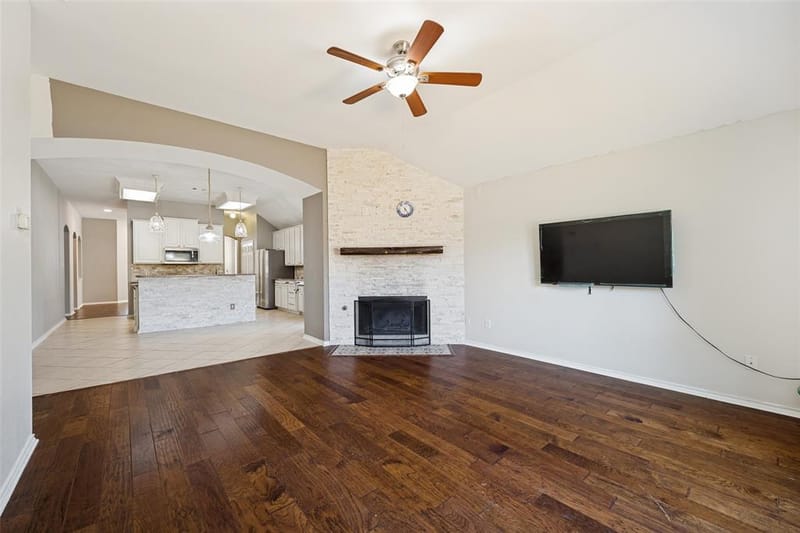 4620 Whitehall Court, McKinney TX 75070 - Photo 12