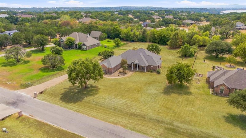 2105 Wood Duck Lane, Granbury TX 76049 - Photo 27