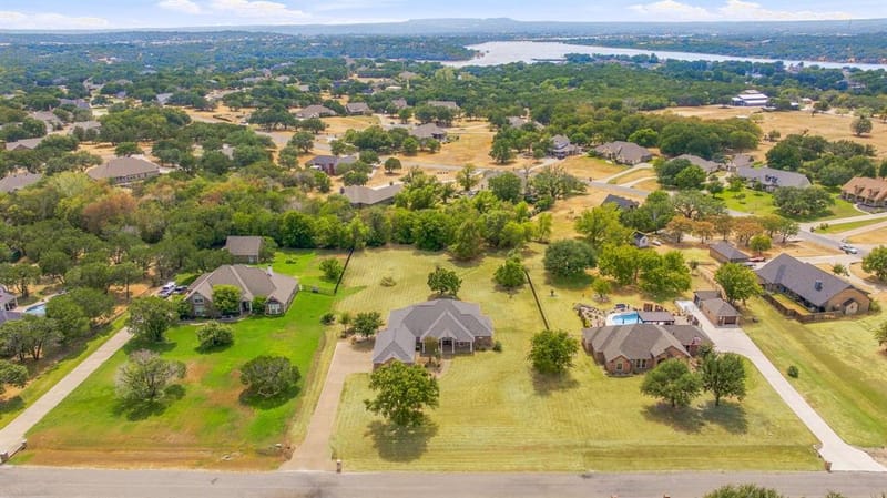 2105 Wood Duck Lane, Granbury TX 76049 - Photo 29