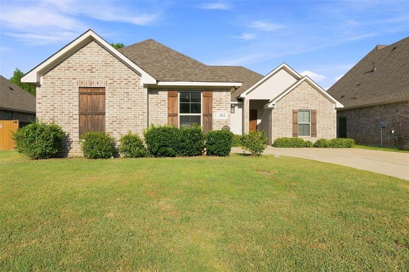 202 Jamestowne Boulevard, Benton LA 71006 - Photo 2