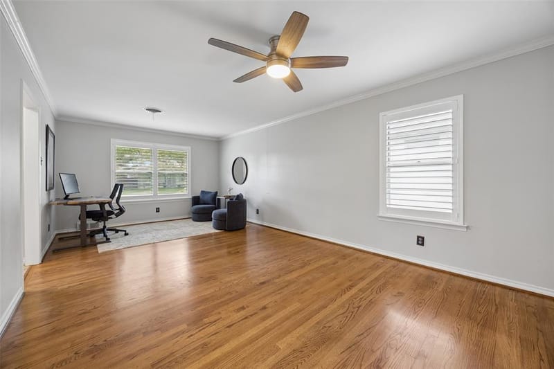 10619 Longmeadow Drive, Dallas TX 75238 - Photo 16