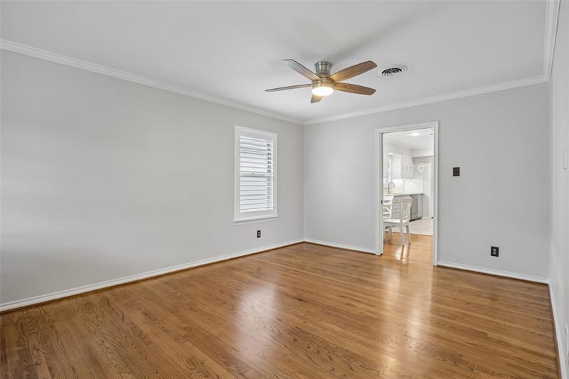 10619 Longmeadow Drive, Dallas TX 75238 - Photo 14