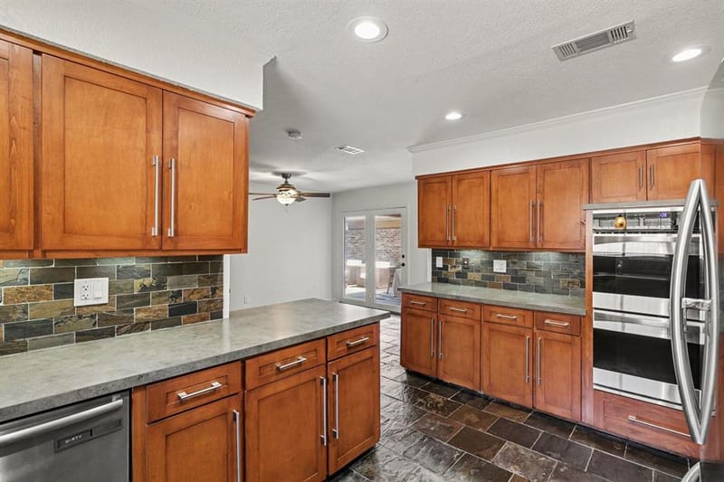 13126 Fall Manor Drive, Dallas TX 75243 - Photo 13