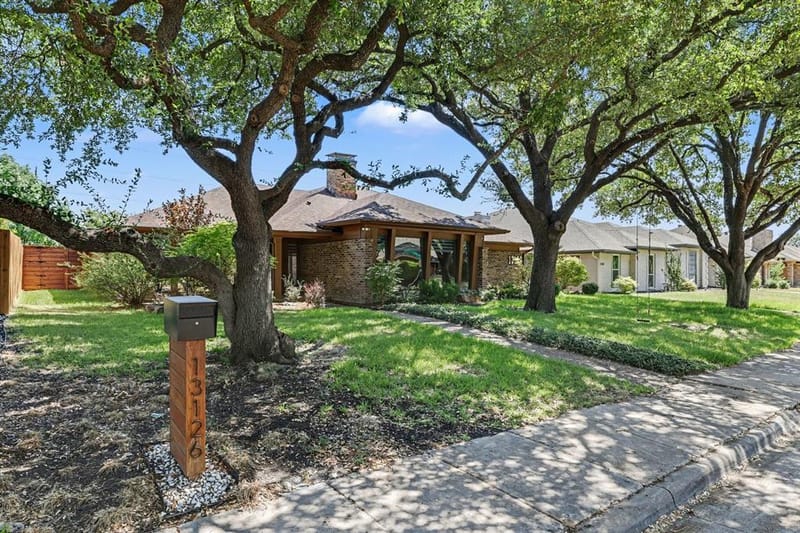 13126 Fall Manor Drive, Dallas TX 75243