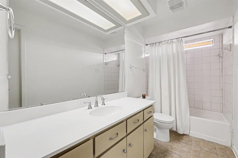 13126 Fall Manor Drive, Dallas TX 75243 - Photo 24