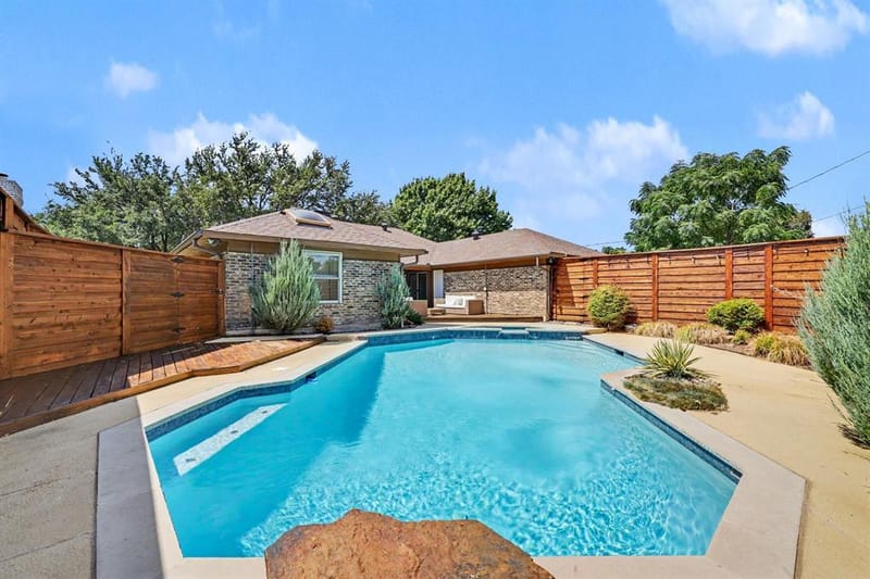 13126 Fall Manor Drive, Dallas TX 75243 - Photo 35